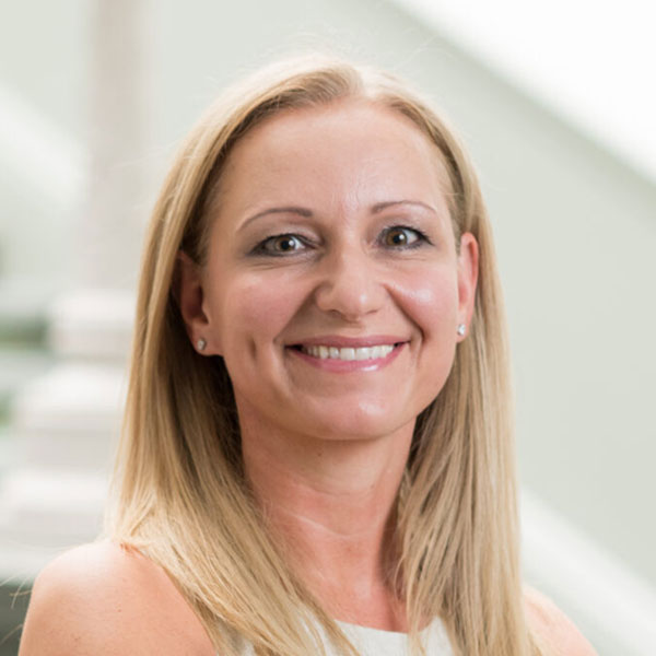 Dr Claudia Maizen, Consultant Paediatric Orthopaedic Surgeon